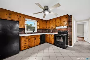 54 Pleasant View Ave, Bristol, CT 06010 - Photo 12