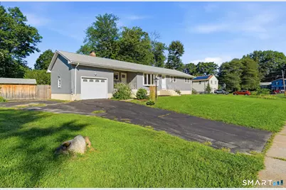 100 Cornell Circle, East Hartford, CT 06108 - Photo 32