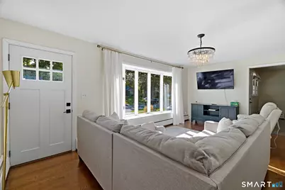 100 Cornell Circle, East Hartford, CT 06108 - Photo 8