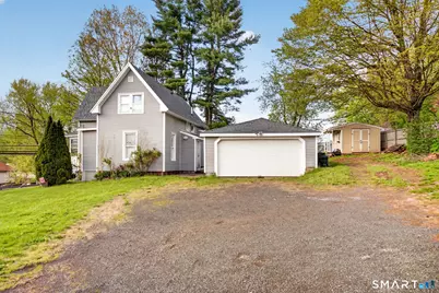 670 Hanover Road, Meriden, CT 06451 - Photo 2