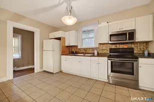 670 Hanover Rd, Meriden, CT 06451 - Photo 14