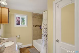 365 Roosevelt Ave, Stratford, CT 06615 - Photo 16