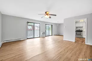 22 Radio Pl, Stamford, CT 06906 - Photo 10