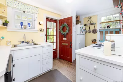 493 Main Street, Wethersfield, CT 06109 - Photo 20