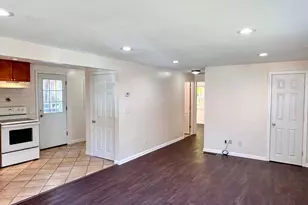 82 Spring St, Torrington, CT 06790 - Photo 4