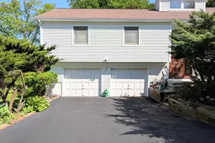 9 Benanto Dr, Derby, CT 06418 - Photo 4