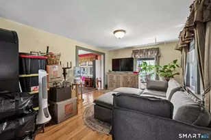 26 Florence St, Newington, CT 06111 - Photo 8