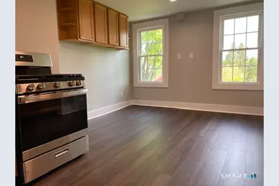 489 Middle Turnpike East #2-E, Manchester, CT 06040 - Photo 2