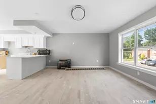 15 Colby Ct, New Haven, CT 06515 - Photo 14