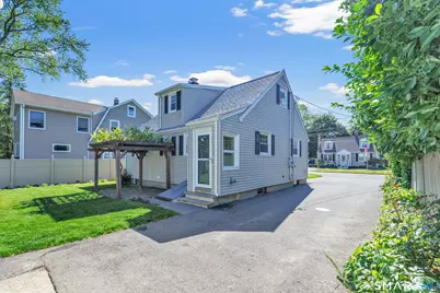 223 Patterson Avenue, Stratford, CT 06614 - Photo 32