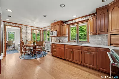 16 Shady Lane, Redding, CT 06896 - Photo 8