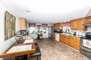 1563 Old N Colony Rd, Meriden, CT 06450 - Photo 16