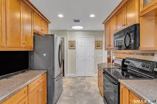33 Deforest Dr, North Branford, CT 06471 - Photo 8