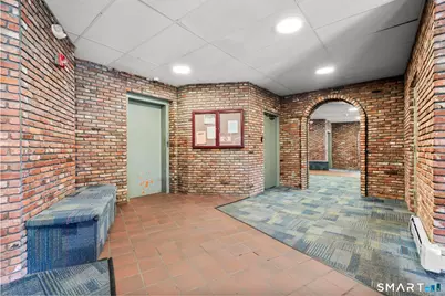 755 Wethersfield Avenue #C11, Hartford, CT 06114 - Photo 4
