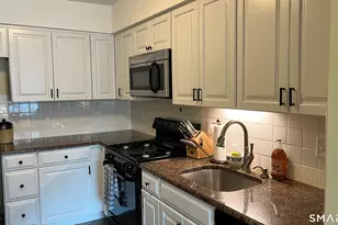 602 Longfellow Dr, Branford, CT 06405 - Photo 12