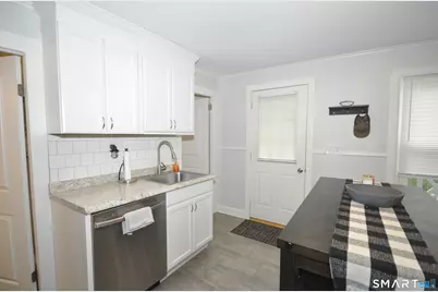 12 Park Street #12, Plainville, CT 06062 - Photo 8