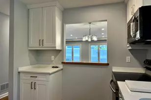 115 Flax Hill Rd, Norwalk, CT 06854 - Photo 8