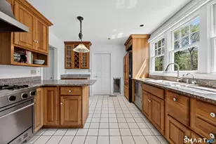 32 Money Point Rd, Stonington, CT 06355 - Photo 12