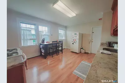 100 Colonial Road #2, Stamford, CT 06906 - Photo 2