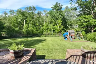 25 Dana Rd, Danbury, CT 06811 - Photo 2