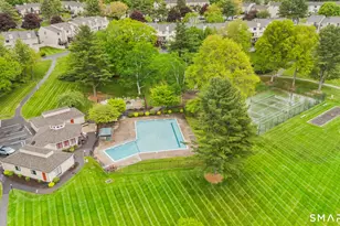 160 Sterling Village, Meriden, CT 06450 - Photo 2