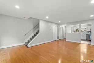 160 Sterling Village, Meriden, CT 06450 - Photo 16