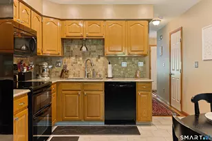 12 Big Spruce Ln, West Haven, CT 06516 - Photo 16