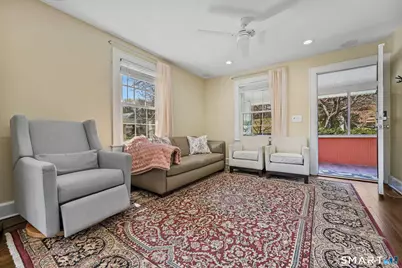 105 Knickerbocker Avenue, Stamford, CT 06907 - Photo 6
