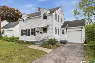 17 Riverdale Rd, Enfield, CT 06082 - Photo 2