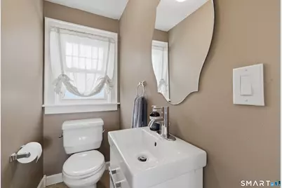 17 Riverdale Road, Enfield, CT 06082 - Photo 16