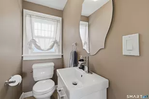 17 Riverdale Rd, Enfield, CT 06082 - Photo 16