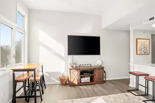 3250 Fairfield Ave, Bridgeport, CT 06604 - Photo 10