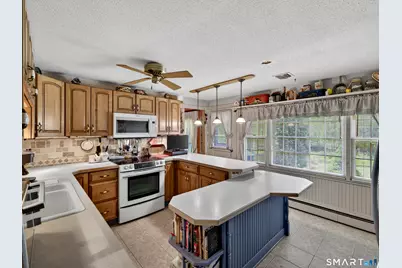 249 Judson Avenue, Groton, CT 06355 - Photo 6