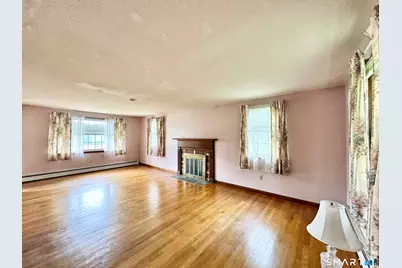 223 Spring Street, Windsor Locks, CT 06096 - Photo 12