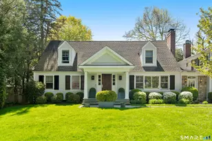 11 McLaren Rd S, Darien, CT 06820 - Photo 2