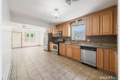 98 Granby Street, Waterbury, CT 06708 - Photo 4
