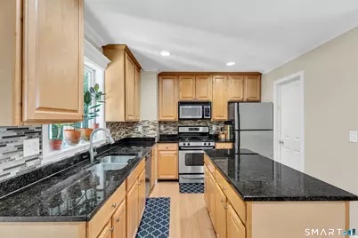 22 2nd Avenue #5, Danbury, CT 06810 - Photo 20