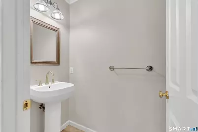 22 2nd Avenue #5, Danbury, CT 06810 - Photo 8