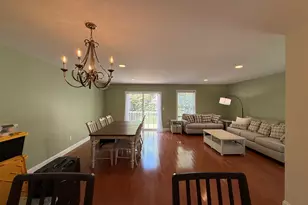 15 Freedom Way, East Lyme, CT 06357 - Photo 12