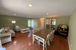 15 Freedom Way, East Lyme, CT 06357 - Photo 8
