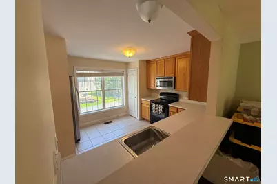 15 Freedom Way #32, East Lyme, CT 06357 - Photo 6