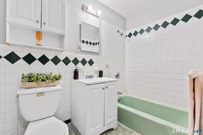 755 Wethersfield Avenue #B8, Hartford, CT 06114 - Photo 20