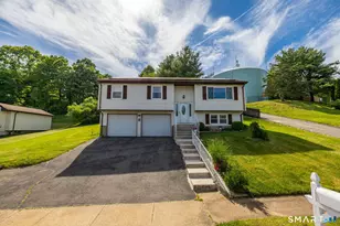 160 Cimarron Rd, Middletown, CT 06457 - Photo 4