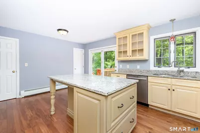 175 Vernon Street West, Manchester, CT 06042 - Photo 8