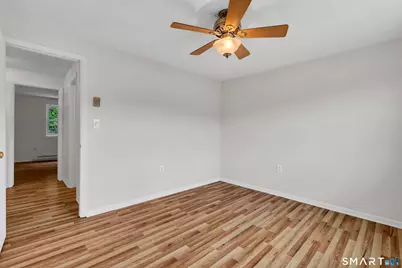 1081 New Haven Road #14H, Naugatuck, CT 06770 - Photo 10
