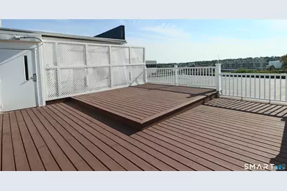209 Bank Street, New London, CT 06320 - Photo 10