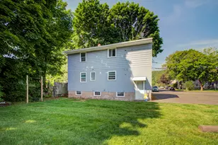 38 Mettler St, Woodbridge, CT 06525 - Photo 4
