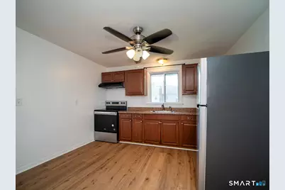 38 Mettler Street, Woodbridge, CT 06525 - Photo 6