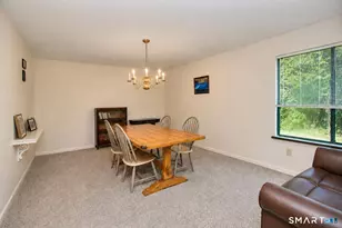 21 Hearthstone Dr, Brookfield, CT 06804 - Photo 10