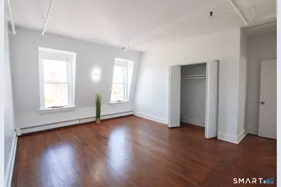 187 Bank Street #302, New London, CT 06320 - Photo 10